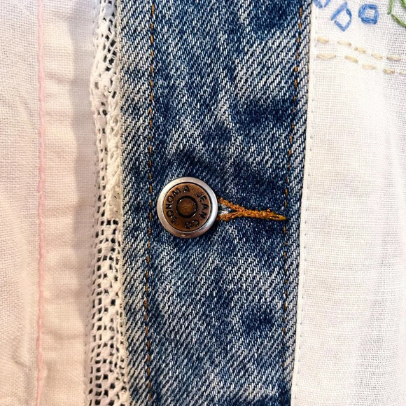 Sold - Picture 6 of 12